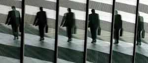 Alle freiwilligen Selbstverpflichtungen der Wirtschaft haben nichts genutzt. Die Männer regieren weiter. Nun kommt die gesetzliche Frauenquote.