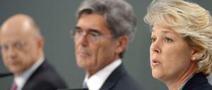 Siemens-Chef Joe Kaeser (Mitte) hat Lisa Davis in den Vorstand der Siemens AG geholt. Sie verantwortet die Energiesparte. Ralf Thomas (links) ist für die Finanzen zuständig.