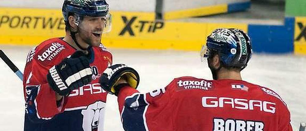 Gegen die DEG gelang den Eisbären ein knapper 2:1-Sieg.