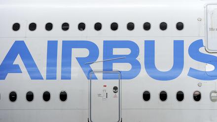 Airbus liegt bei der Flugzeugproduktion derzeit hinter US-Konkurrent Boeing. Bei der Akquise haben die Europäer die Nase vorn.