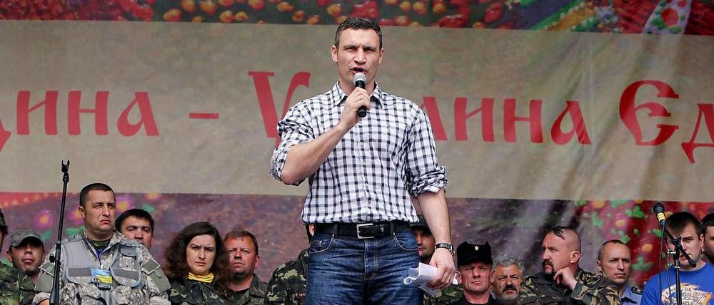 Begeisterung hat der neue Bürgermeister von Kiew, Vitali Klitschko, mit seinem Appell, den Maidan aufzuräumen nicht gerade ausgelöst. Manche wollen einen Teil des Unabhängigkeitsplatzes für den Verkehr sperren, andere wollen ihn zu einem Gedenkort machen. Klitschko will ihn wieder zum "Funktionieren" bringen.