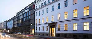 Ganz in Weiß. Die Berliner Repräsentanz der Robert-Bosch-Stiftung in der Französischen Straße 32 in Mitte.