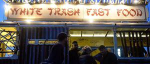 Halt mal. Das ist der Eingang zum neuen White Trash.