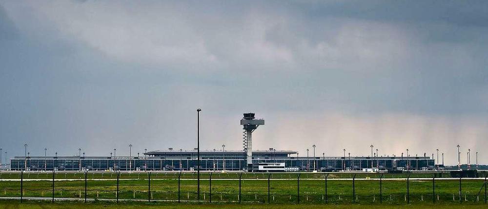 Wie geht es weiter am Flughafen BER? Zwei Szenarien.