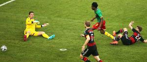 Die deutsche Abwehr vor Torwart Roman Weidenfeller wirkte nicht immer sicher.