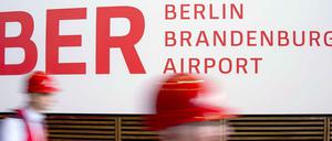 ... und wird und wird und wird nicht fertig. Der neue Großflughafen am südlichen Stadtrand von Berlin, in Schönefeld.