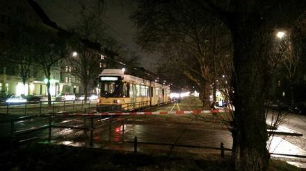 Die Unfallstelle auf der Mittelinsel der Osloer Straße in Wedding.