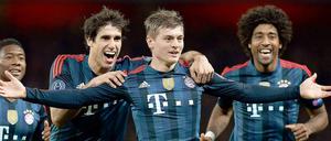Traf zum 1:0: Bayern Münchens Toni Kroos (mitte). 