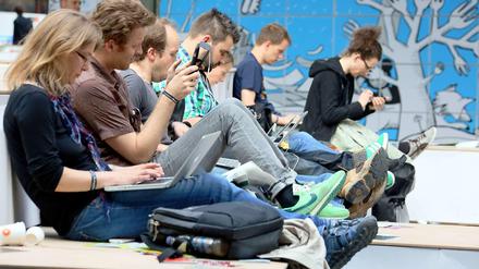 Falsch verdrahtet. Ein Kleinverlag irritiert den Medienbetrieb.