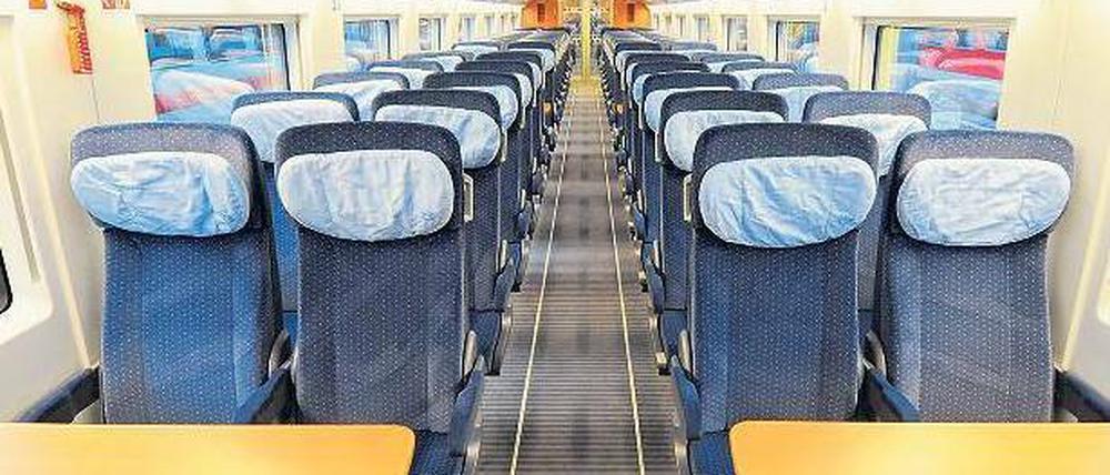 „Cooles Design“, sagt der Hersteller Siemens über den neuen ICE-Velaro. Die Technik indes hatte der Elektrokonzern lange nicht in den Griff bekommen - das Eisenbahn-Bundesamt bremste bei der Zulassung.