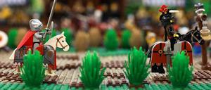 In voller Montur. Im Legoland kämpft ein Betriebsrat gegen seine Entlassung.