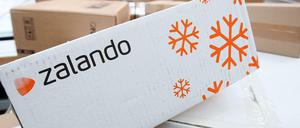 Paket um Paket. 13 Millionen Kunden haben 2013 bei Zalando Kleidung oder Schuhe bestellt.