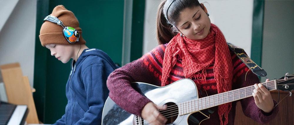 Musik meets Multikulti: Malika Graff und Sylvester Byder in "Die geheime Mission"