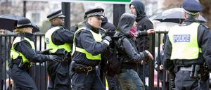 Londoner Polizei im Einsatz - bald mit Kameras.