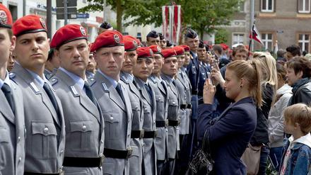 Gelöbnis in Brandenburg. Mehr als 900 Soldaten sind hier in Beelitz stationiert.