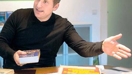 Alle meine Bücher. Die Buchausgabe des bewährten Straßenführers hat Roman Kaupert aufgegeben, vom letzten Jahrgang wurden nur noch 3000 Exemplare verkauft. Die Internetausgabe hat eine halbe Million Besucher monatlich.