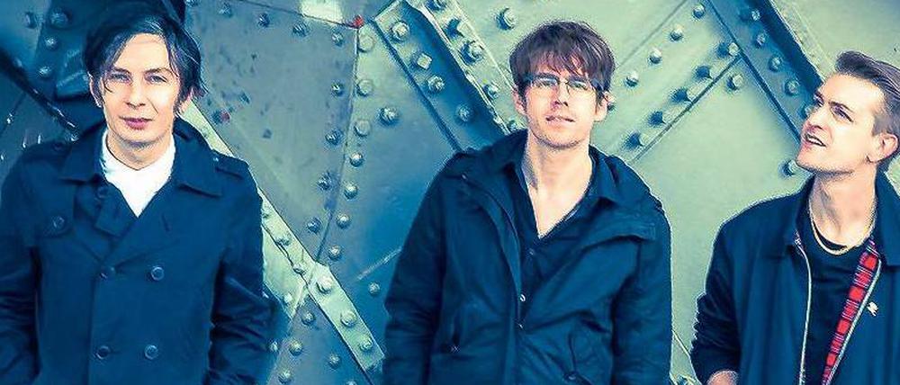 Kurswechsel. Andreas Spechtl (links) und seine vom Quintett zum Trio geschrumpfte Band Ja, Panik.