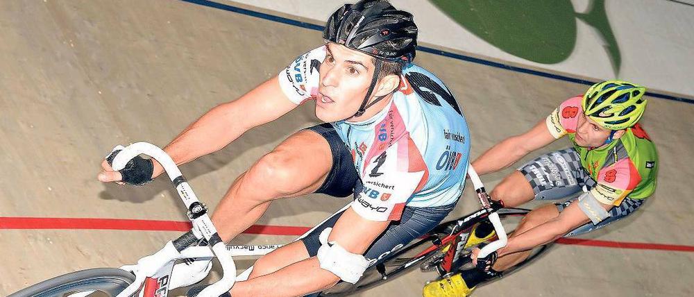 Franco Marvulli (links) nimmt zum 13. Mal am Berliner Sechstagerennen teil. 2008 hat der Schweizer gemeinsam mit seinem Landsmann Bruno Risi im Velodrom gewonnen. Bei den Olympischen Spielen in Athen holten sie Silber im Zweier-Mannschaftsfahren.