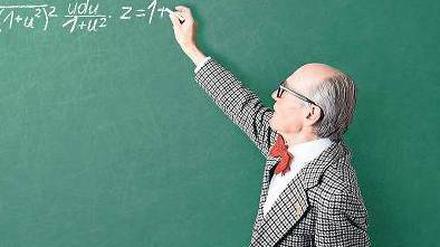 Ausgerechnet. Für Schulleiter soll es keine Altersermäßigung geben. 
