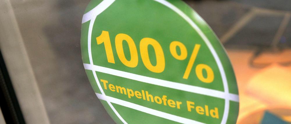 Erfolgreich - bislang. Die Bürgerinitiative "100 % Tempelhofer Feld" konnte vor allem um das Flughafenareal herum viele Stimmen sammeln.