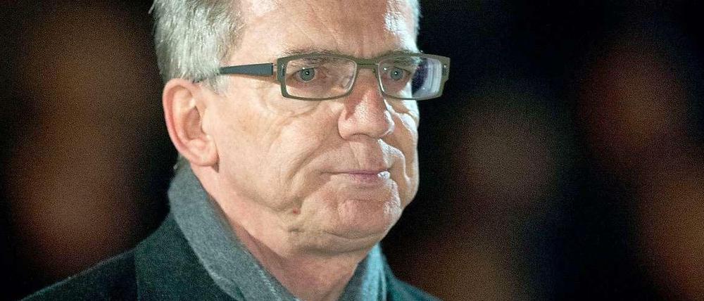 Beim Großen Zapfenstreich hat Ex-Verteidigungsminister de Maizière auch Frankreich und England kritisiert.