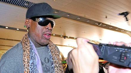 Wo man singt, da lass' dich nieder. Dennis Rodman sorgt wieder mal für Aufsehen.