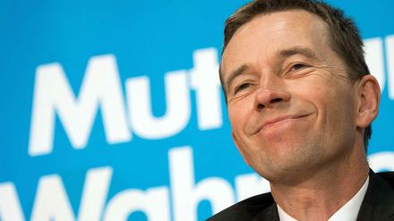 AfD-Parteichef Bernd Lucke sagt, dass ein Coming-Out heutzutage keines Mutes mehr Bedarf.