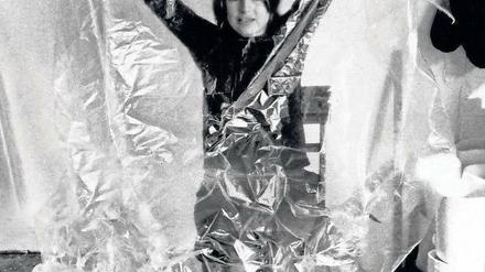 Werkstoffkünstlerin. Eva Hesse (1936 – 1970) in ihrem Studio. 