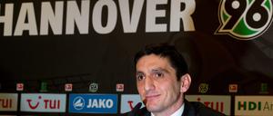 Der neue Trainer des Hannover 96 wurde am Freitag vorgestellt. 