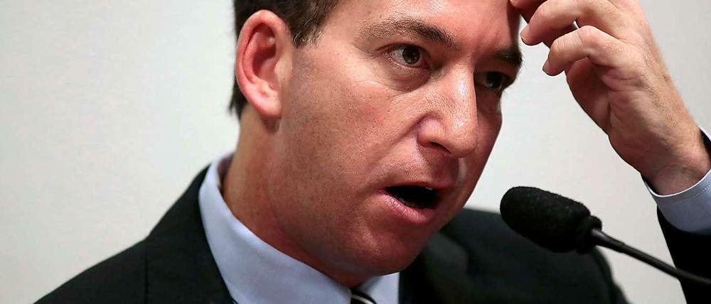 Der Journalist und Snowden-Vertraute Glenn Greenwald sprach per Video-Schaltung am ersten Abend des "30C3".