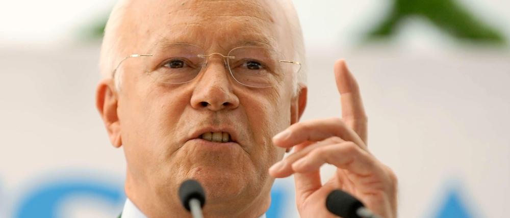 CSU-Politiker Hans-Peter Uhl warnt: "Wer das Problem leugnet, redet wider besseres Wissen". 