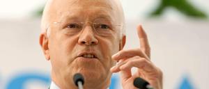 CSU-Politiker Hans-Peter Uhl warnt: "Wer das Problem leugnet, redet wider besseres Wissen". 