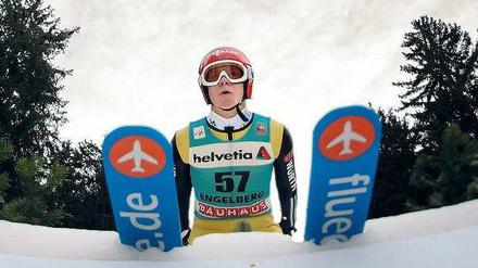 Vor dem guten Absprung. Andreas Wellinger kam beim Weltcup in Engelberg am Wochenende auf Platz zwei. Foto: AFP