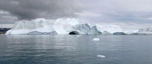 Kanada und Russland konkurrieren um ein Seegebiet in der Arktis, das wichtige Schiffahrtsrouten eröffnet.