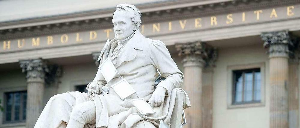 Herr Humboldt selbst bewahrt steinerne Ruhe.