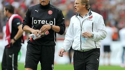 Alte Schalker - nun wieder getrennt: Reck (l.) übernimmt für Büskens.