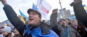 Pro-europäische Demonstranten gehen weiter auf Kiews Straßen.