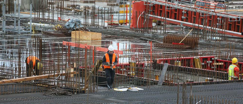 Der Wohnungsbau in Berlin zieht kräftig an. Projektentwickler dürfen mittlerweile nicht mehr auf Dumpingangebote der Baufirmen hoffen.