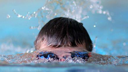 Schulsport, Aquafitness, Planschen – alles möglich in Berlins Bädern. Nur ambitionierte Schwimmer kommen immer zu kurz, meint unsere Autorin.