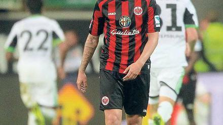 Doppelbelastet. Der Frankfurter Vaclav Kadlec ist müde. Foto: dpa