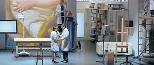 Das imposante „Così“-Bühnenbild von Uta Gruber-Ballehr.