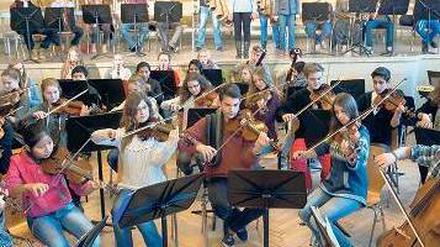 Vorkonzert. Das Orchester probt.
