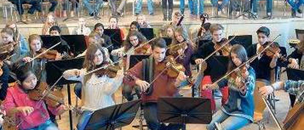 Vorkonzert. Das Orchester probt.