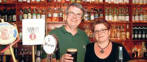 Ohne Röcke. Christian Mirus und seine Frau Silvia, bringen Highland-Gefühl nach Lichterfelde.