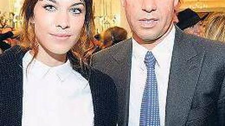 Schön mächtig. Bruno Guillon ist CEO von Mulberry, Alexa Chung ist ein Promi, nach dem eine Tasche benannt wurde. Foto: promo