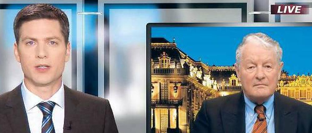 Ingo Zamperoni befragt Rolf Seelmann-Eggebert.