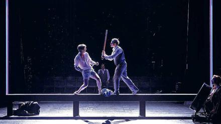 Nur der Schatten war Zeuge. Daniel Hoevels (Greenleaf) und Christoph Pütthoff (Ripley). Foto: Barbara Braun/Drama