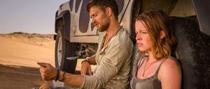 Statt mit ihrem Verlobten reist Lucie (Jennifer Ulrich) lieber mit Abenteurer Ben (August Wittgenstein) durch Marokko – und muss plötzlich um Liebe und Leben kämpfen.