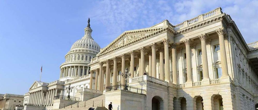 Seit der Nacht zum Dienstag stehen in den USA weite Teile der Bundesverwaltung still, weil sich der Kongress nicht auf ein Budget für das am 1. Oktober begonnene Fiskaljahr 2014 einigen konnte.
