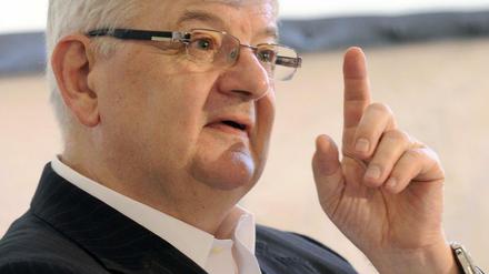 Joschka Fischer kritisiert die Wahlstrategie seiner Partei.